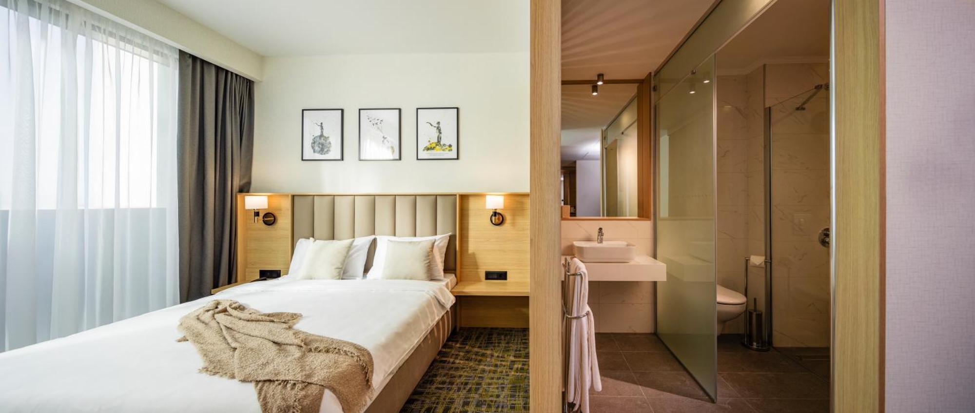 Hotel B1